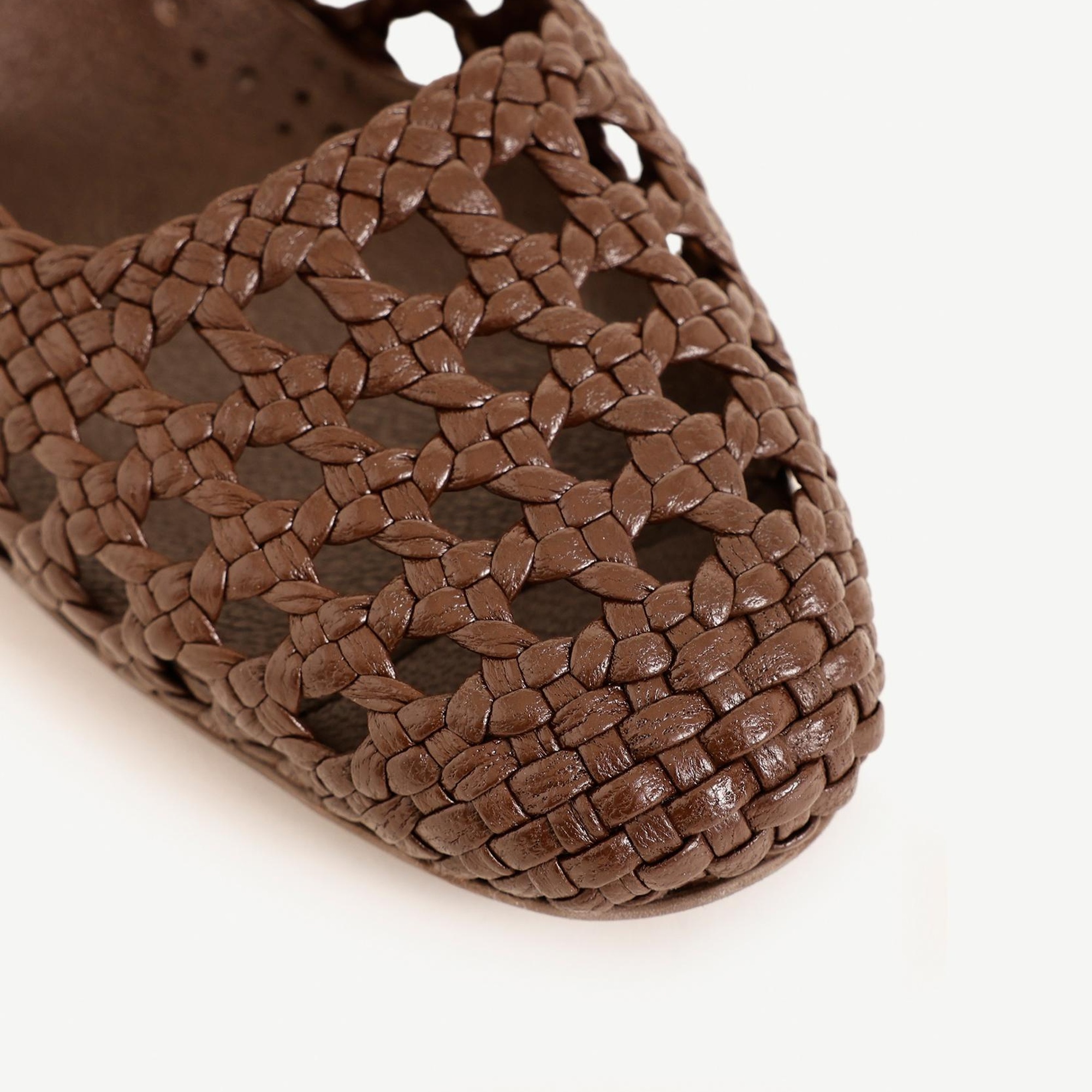 YARGICI Deri Örgü Arkası Açık Topuklu Ayakkabı