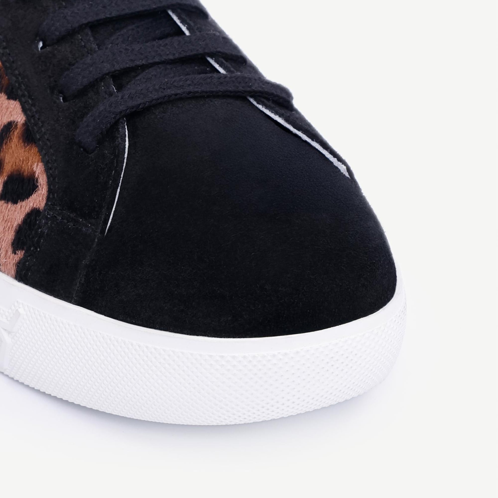 YARGICI Garni Detaylı Spor Ayakkabı