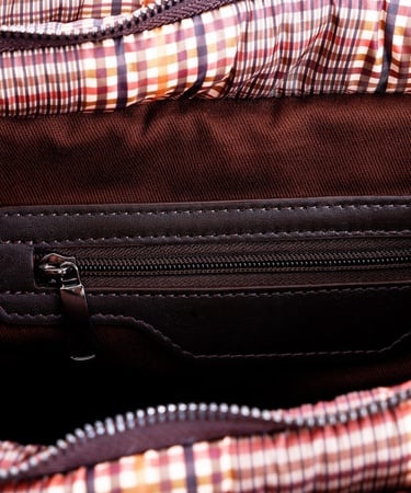  YARGICI Ekose Desenli Kapitone Kumaş Omuz Çantası