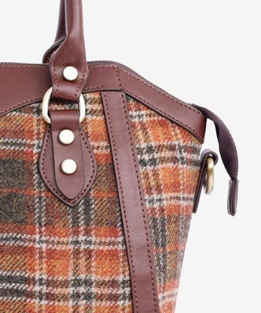  YARGICI Ekose Desenli El Çantası