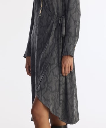  YARGICI Dar Gömlek Yaka Uzun Kol Elbise