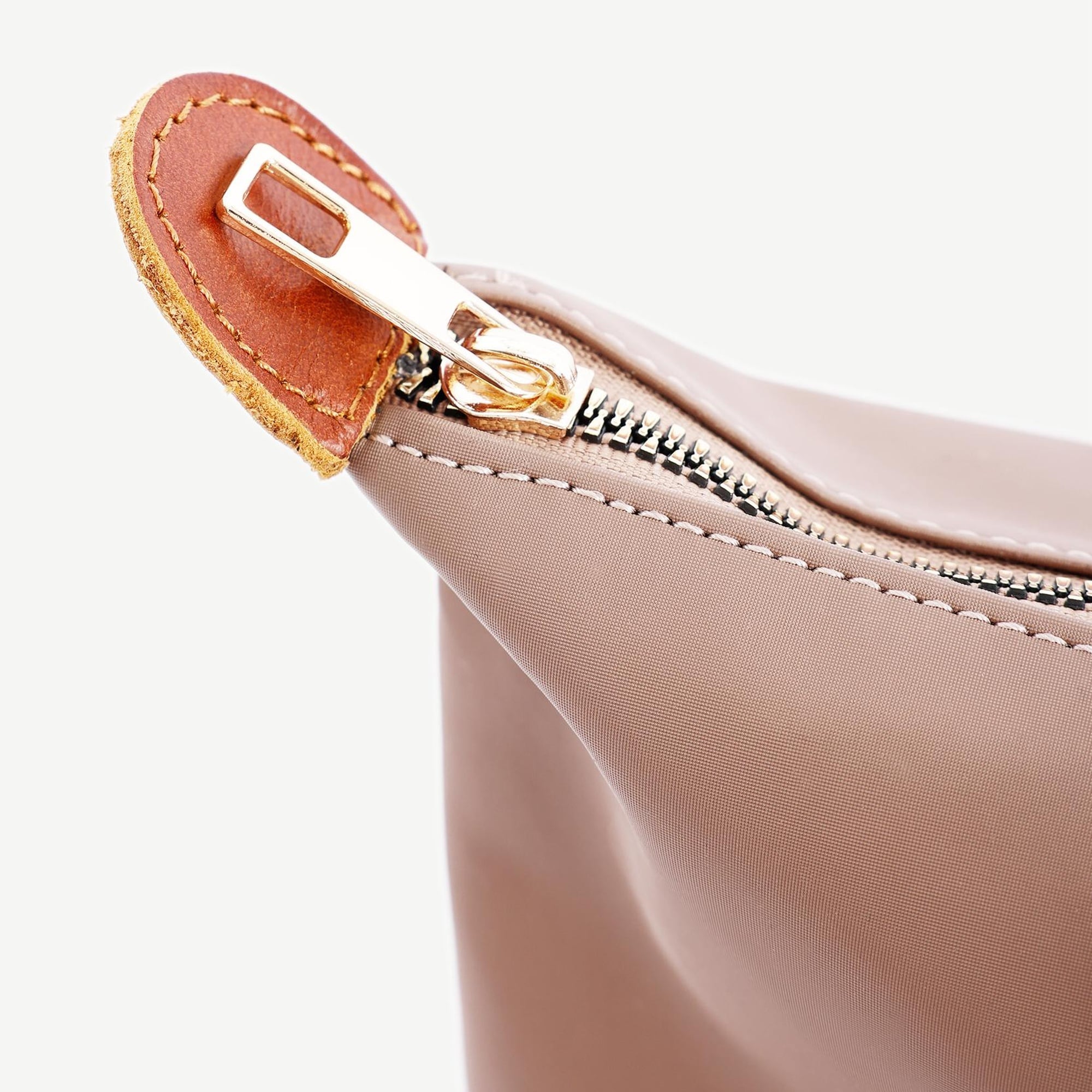 YARGICI Cep Detaylı Deri Garnili Büyük Boy Omuz Çantası