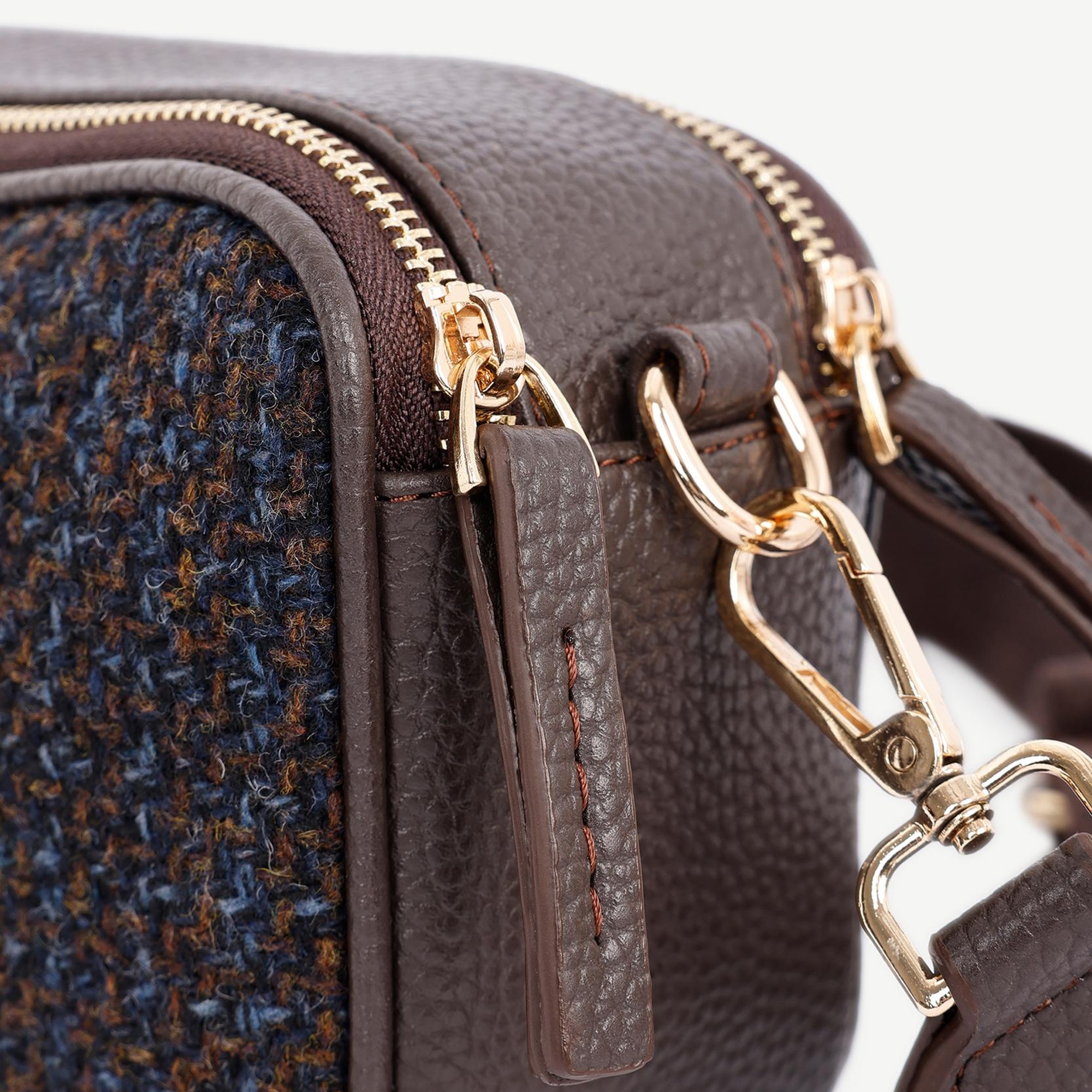 YARGICI Çift Fermuarlı Kumaş Çapraz Çanta