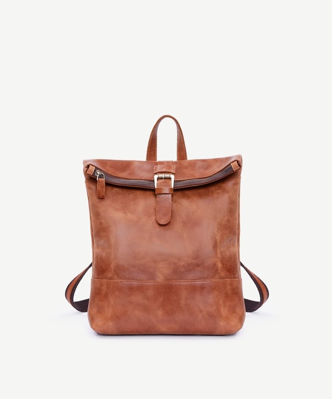  YARGICI Katlama Detaylı Deri Sırt Çantası