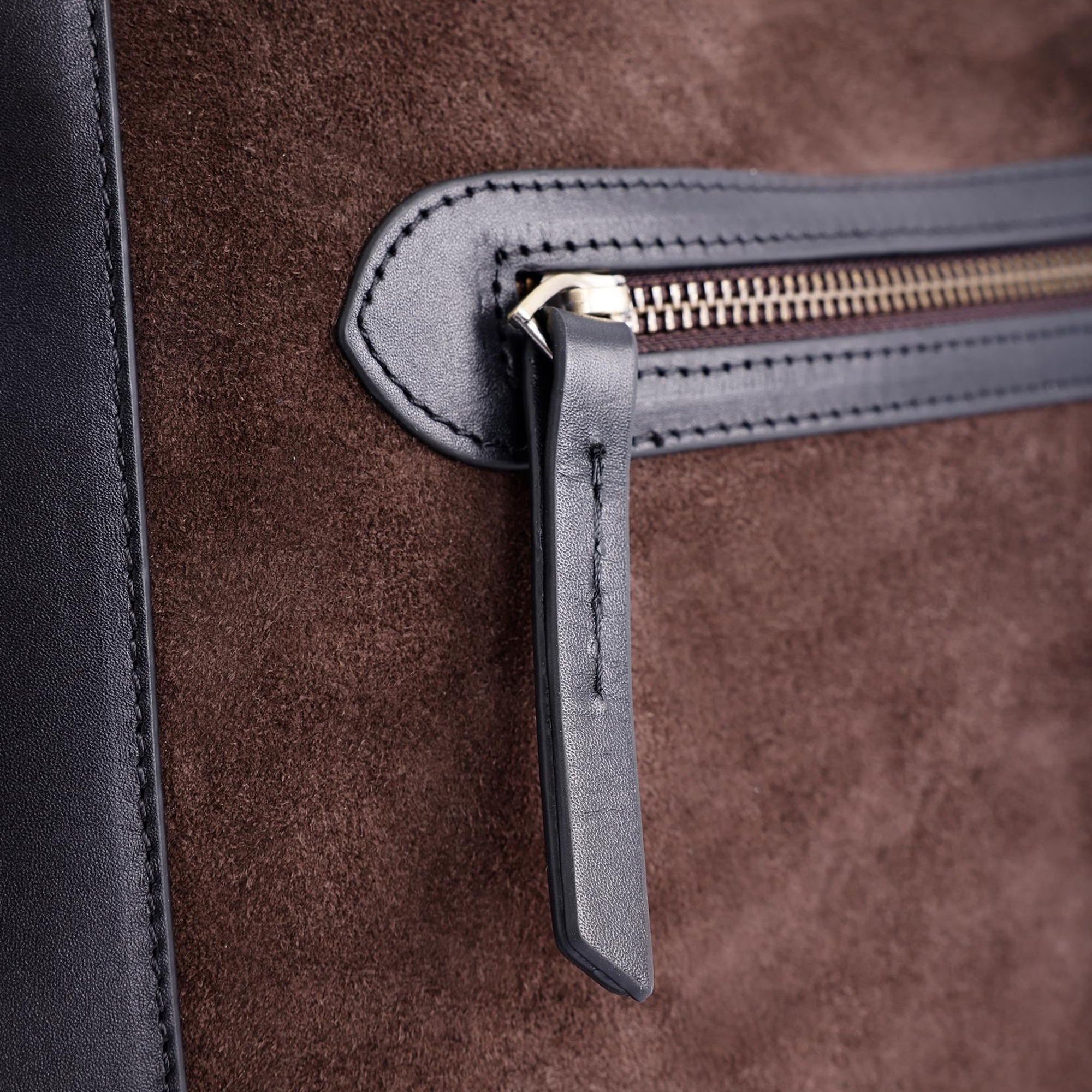 YARGICI Deri Garnili Süet Omuz Çantası