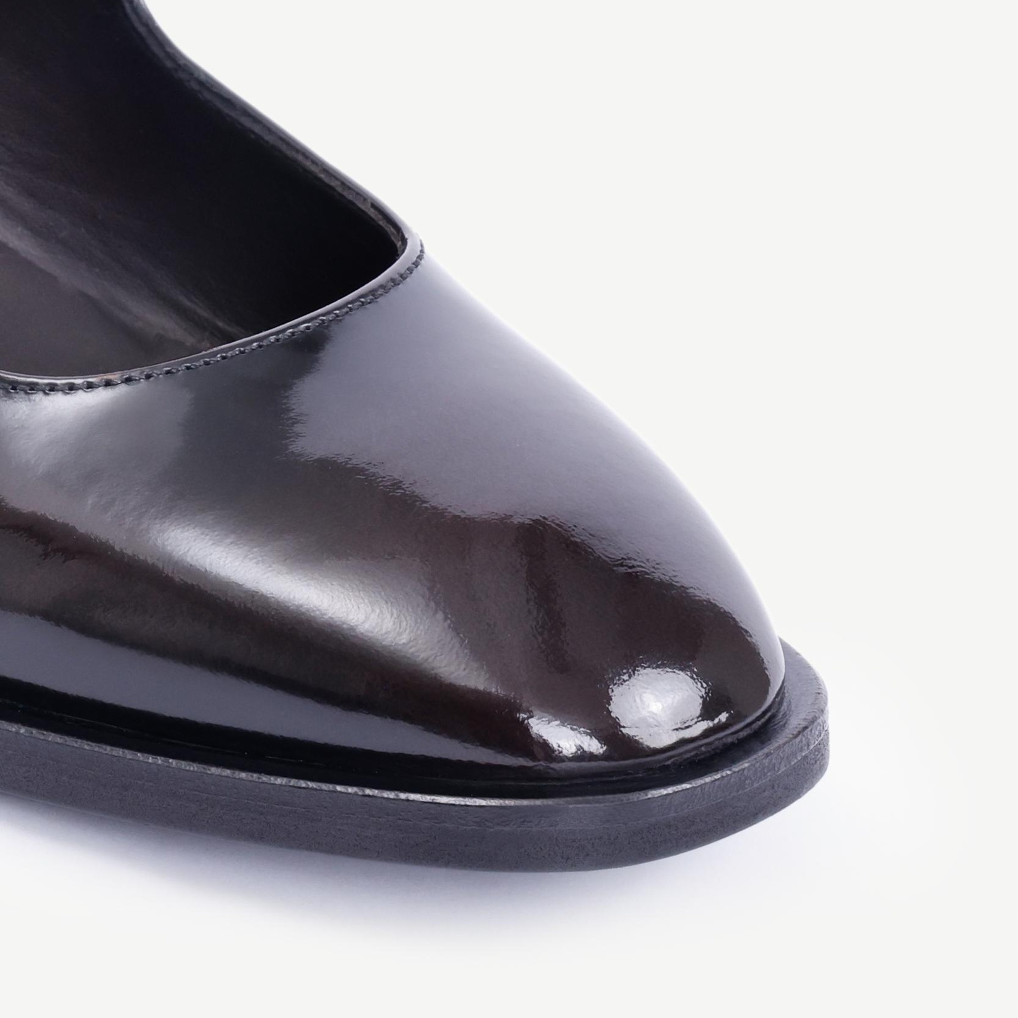 YARGICI Atkılı Deri Düz Ayakkabı