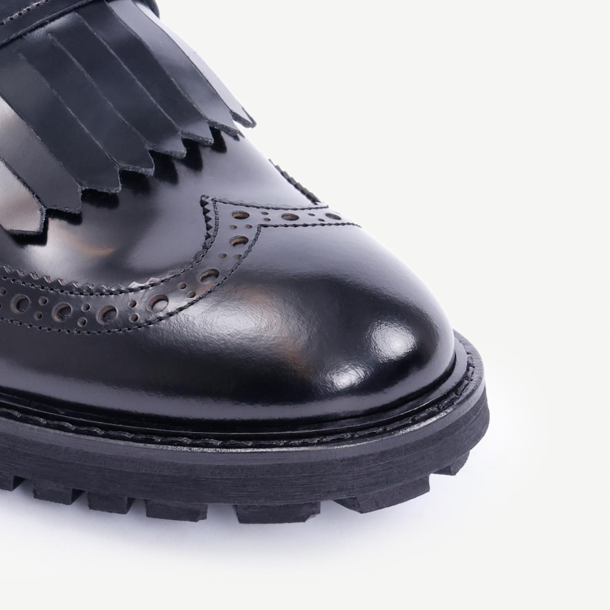 YARGICI Püskül Detaylı Deri Düz Ayakkabı