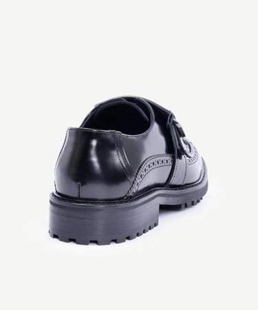  YARGICI Püskül Detaylı Deri Düz Ayakkabı