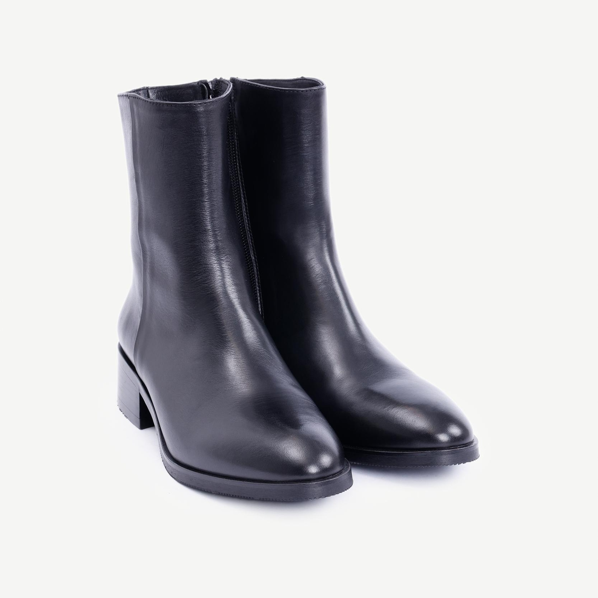 YARGICI Yumuşak Deri Düz Bot