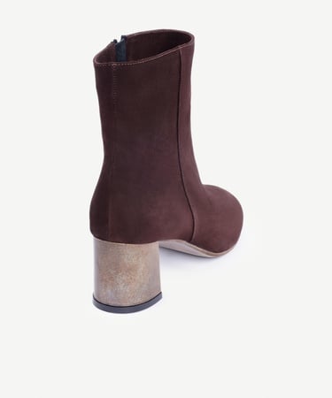  YARGICI Metal Ökçeli Deri Topuklu Bot