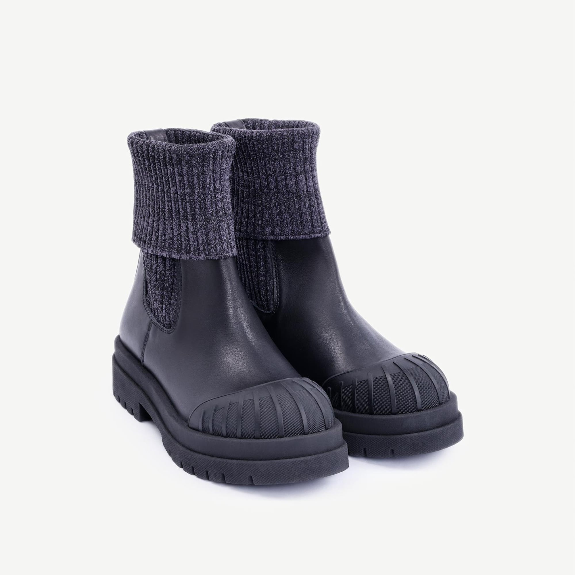 YARGICI Bileği Triko Detaylı Deri Bot