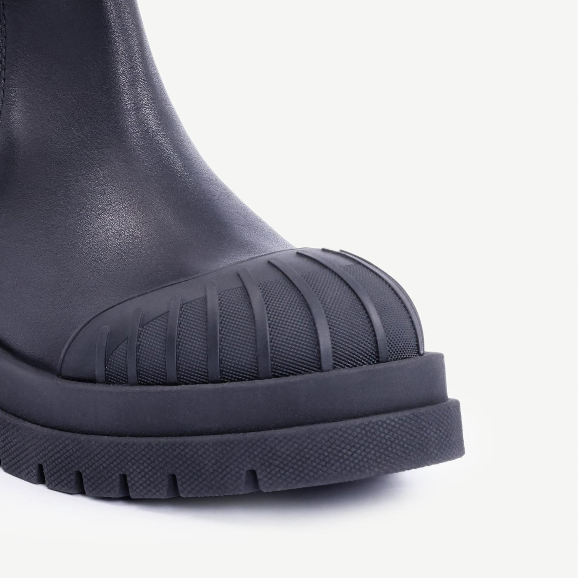 YARGICI Bileği Triko Detaylı Deri Bot