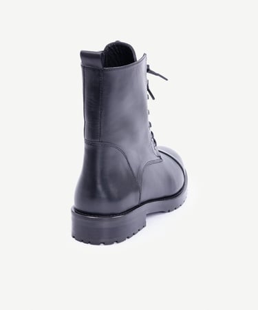  YARGICI İnce Tabanlı Deri Bağcıklı Bot