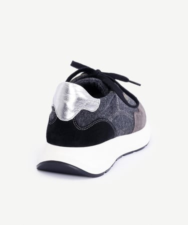  YARGICI Kalın Tabanlı Spor Ayakkabı