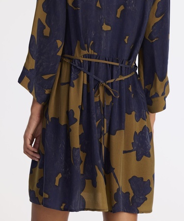  YARGICI Bol V Yaka 3/4 Kol Elbise