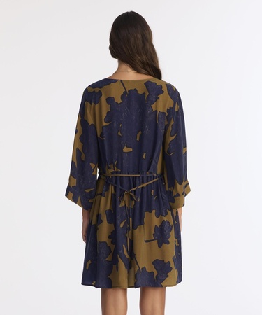  YARGICI Bol V Yaka 3/4 Kol Elbise