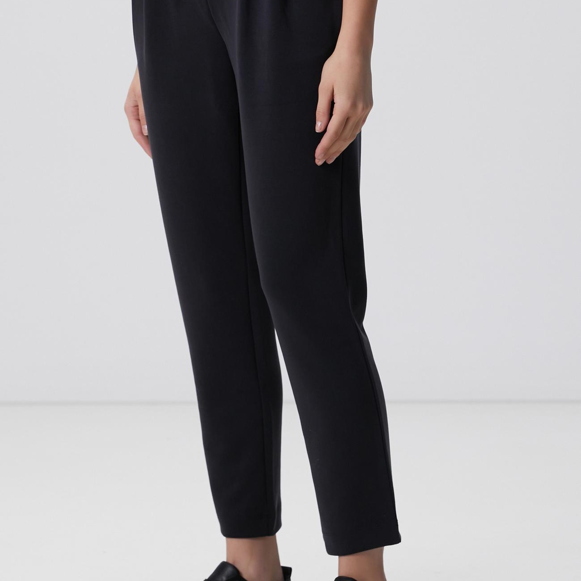 Network Kadın Siyah Modal Karışımlı Eşofman