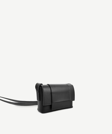  YARGICI Deri Görünümlü Kemer Detaylı Çapraz Çanta