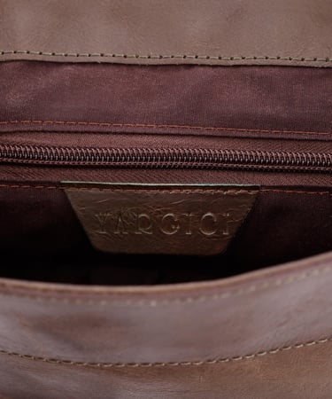  YARGICI Kapaklı Deri Sırt Çantası