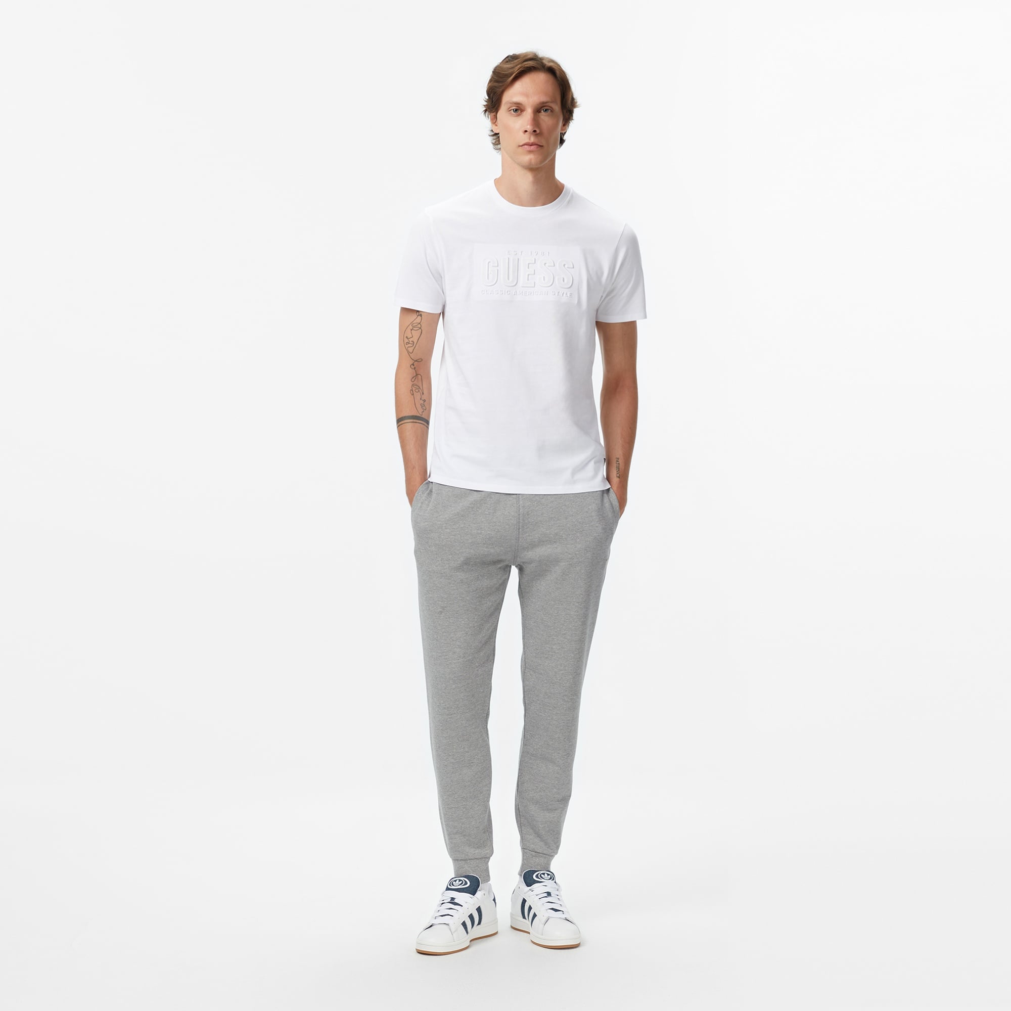 Guess Embosse Regular Fit Erkek Beyaz T-Shirt