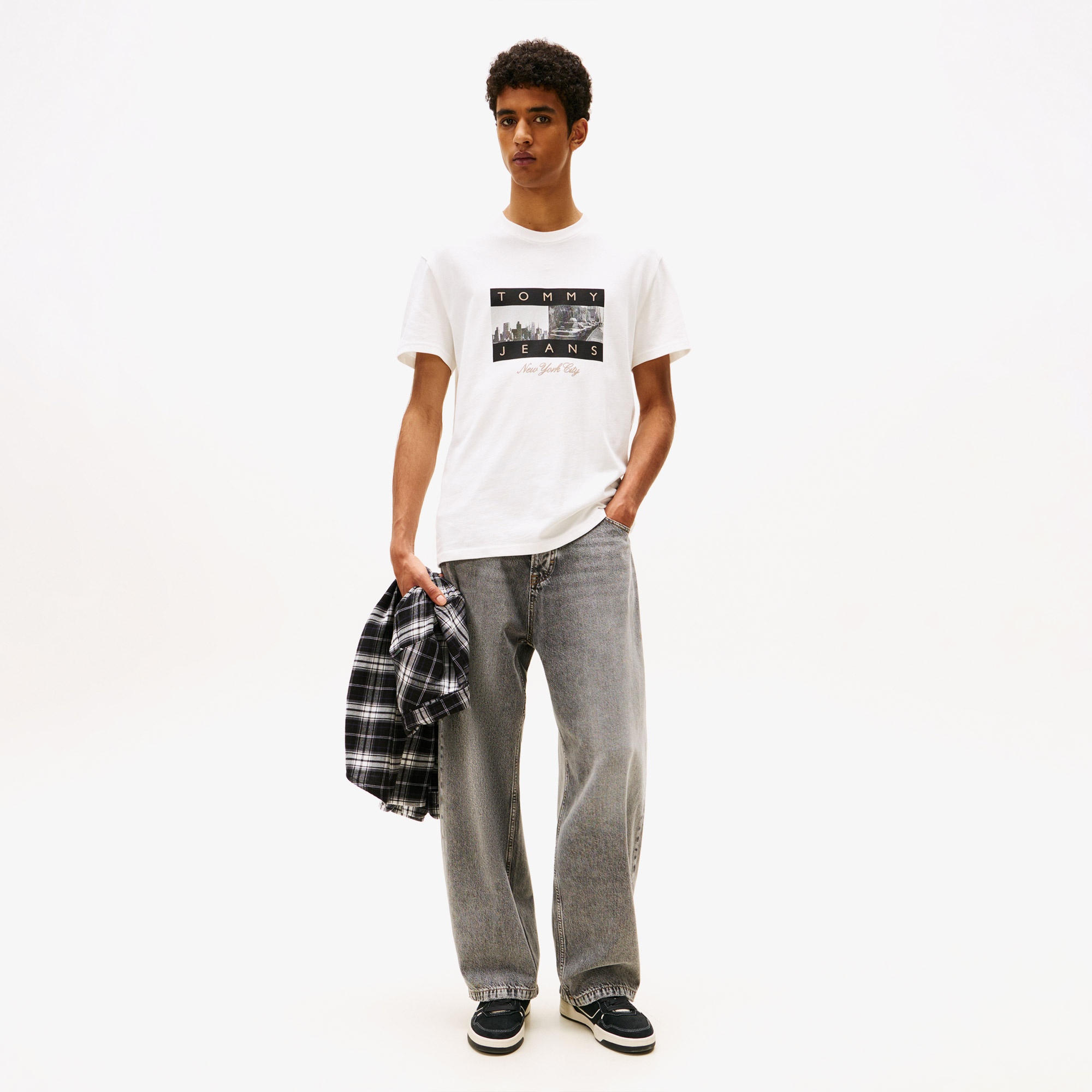 Tommy Jeans Regular Photo Flag Erkek Beyaz T-Shirt