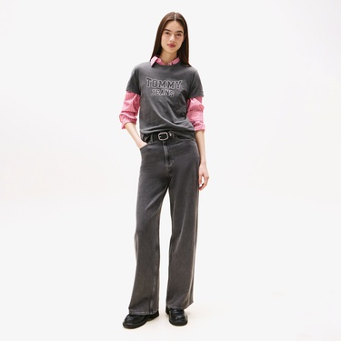  Tommy Jeans Regular Varsity Kadın Siyah T-Shirt