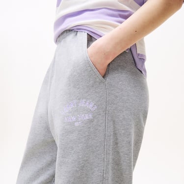  Tommy Jeans Varsity Overdye Kadın Gri Jogger Pantolon