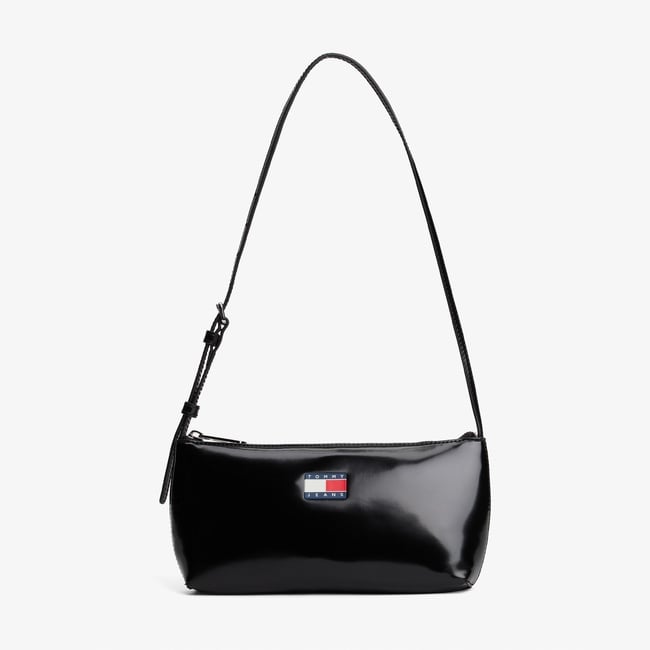  Tommy Jeans Must Kadın Siyah Omuz Çantası