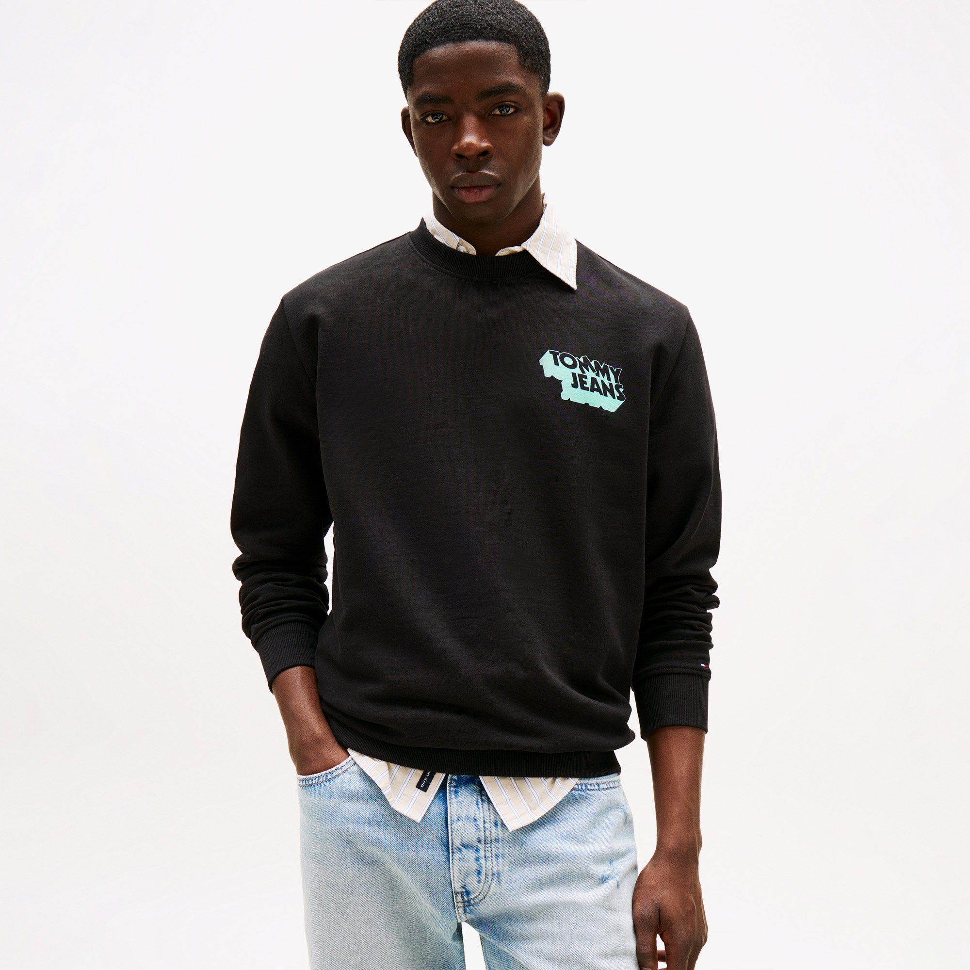 Tommy Jeans Regular Stack Erkek Siyah Sweatshirt