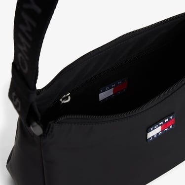  Tommy Hilfiger Essential Daily Kadın Siyah Omuz Çantası