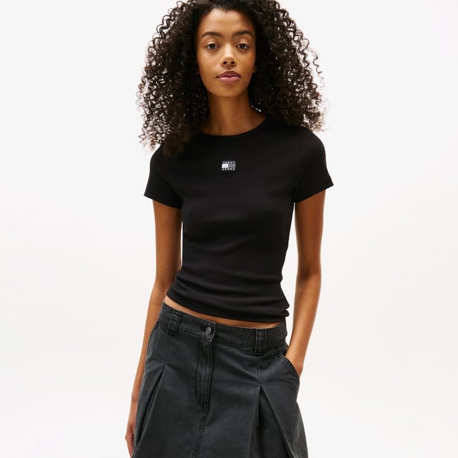  Tommy Hilfiger Badge Kadın Siyah T-Shirt