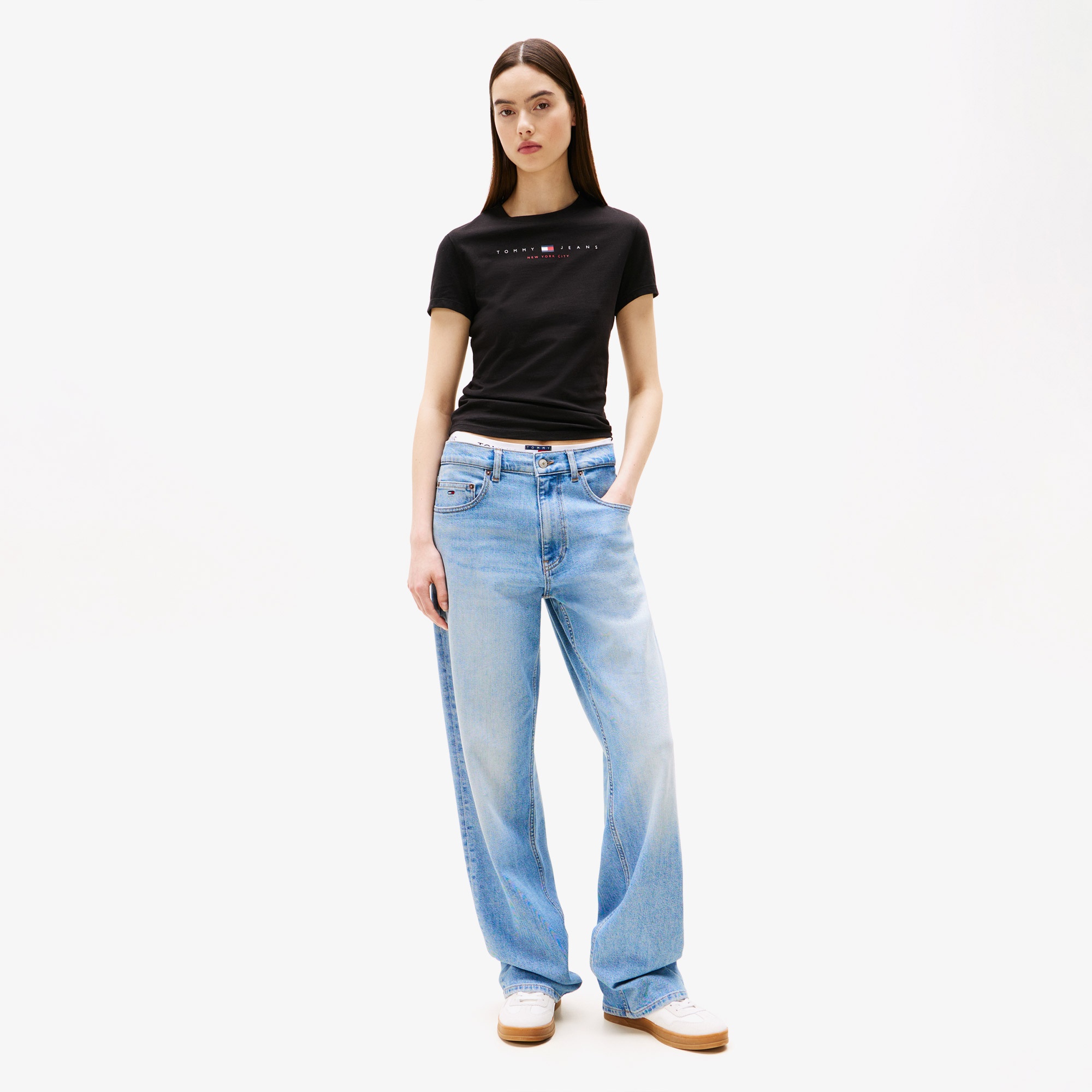 Tommy Jeans Slim Linear Kadın Siyah T-Shirt