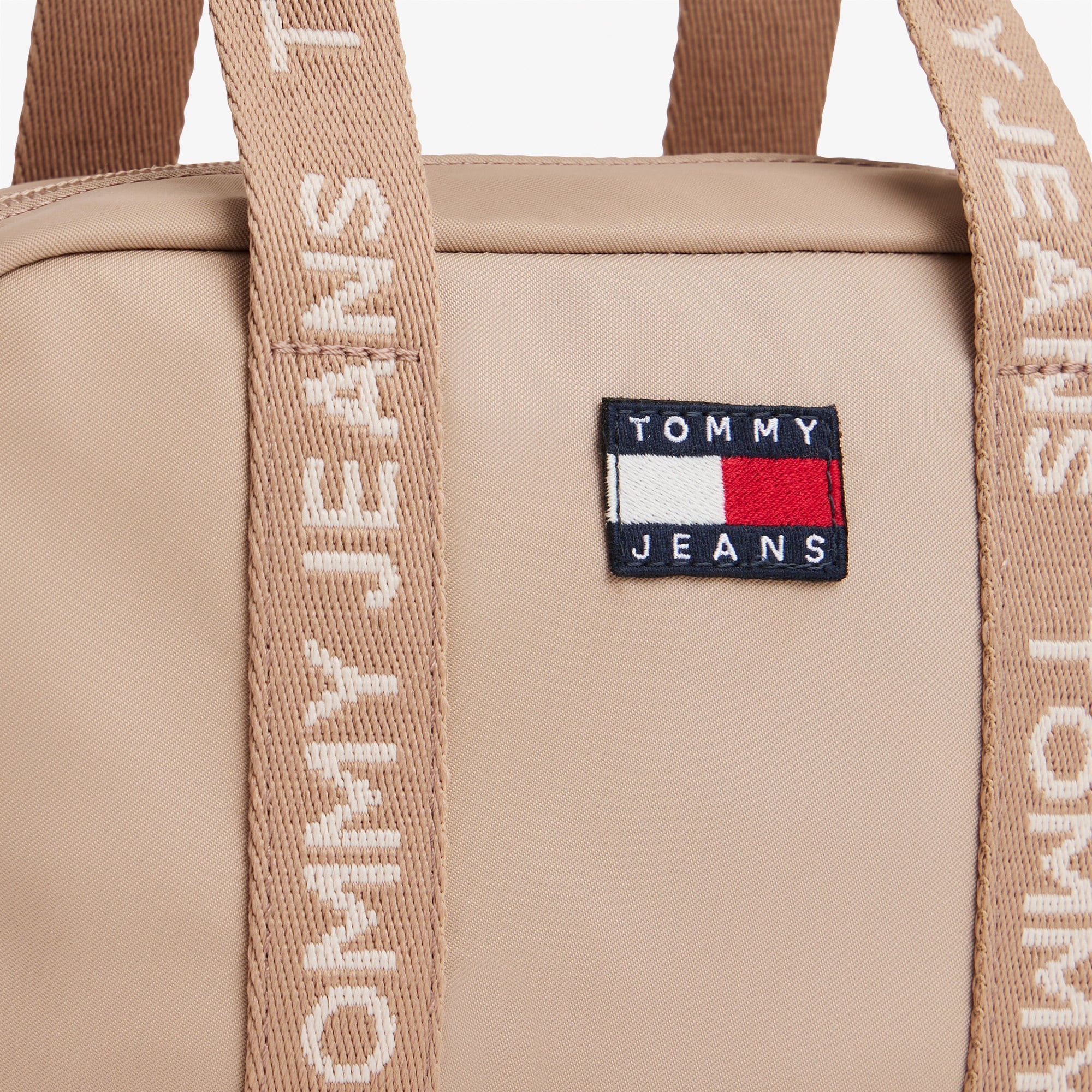 Tommy Jeans Essentials Daily Kadın Bej El Çantası