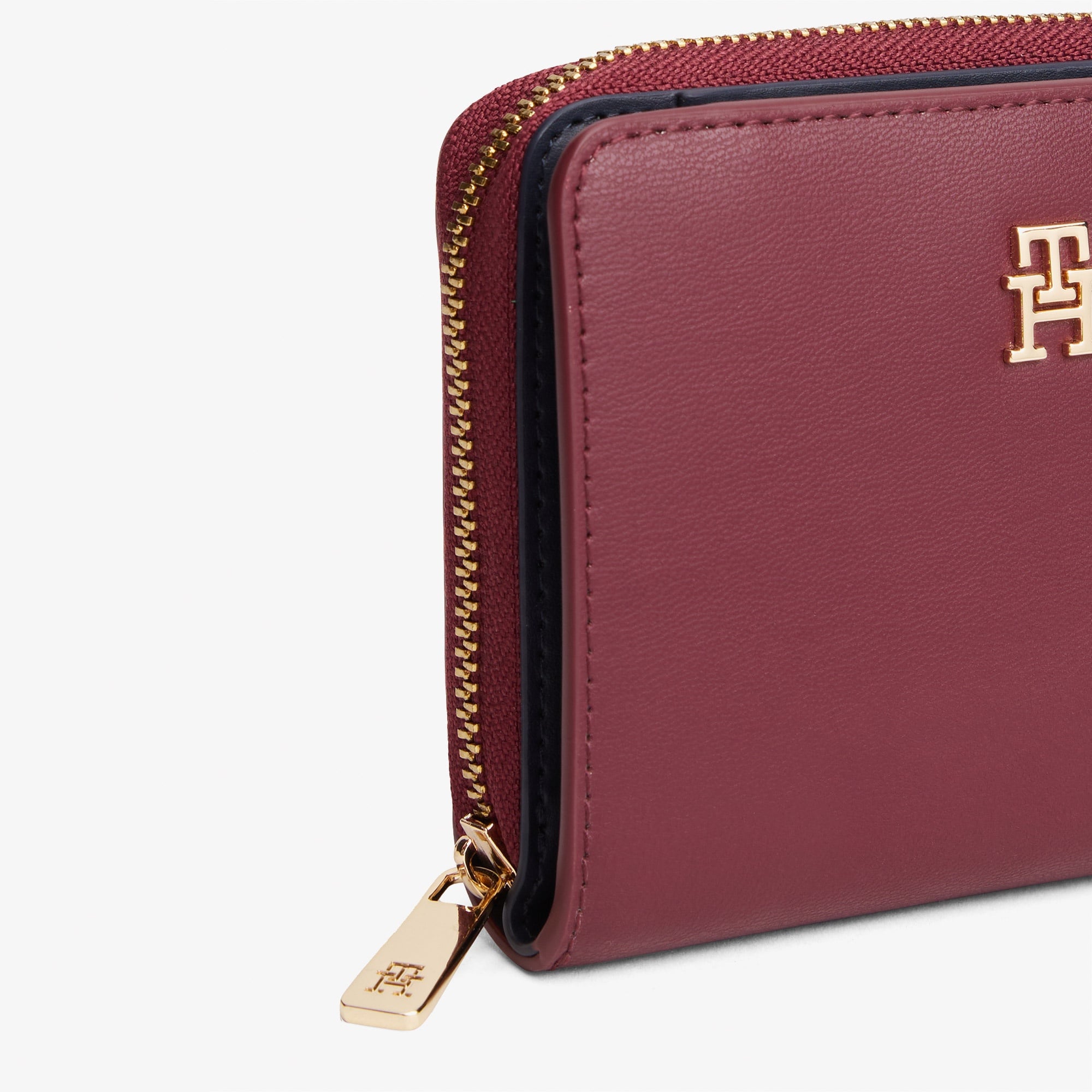 Tommy Hilfiger Icon Med Flap Kadın Bordo Cüzdan
