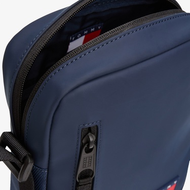  Tommy Jeans Elevated Reporter Erkek Lacivert Çapraz Çanta