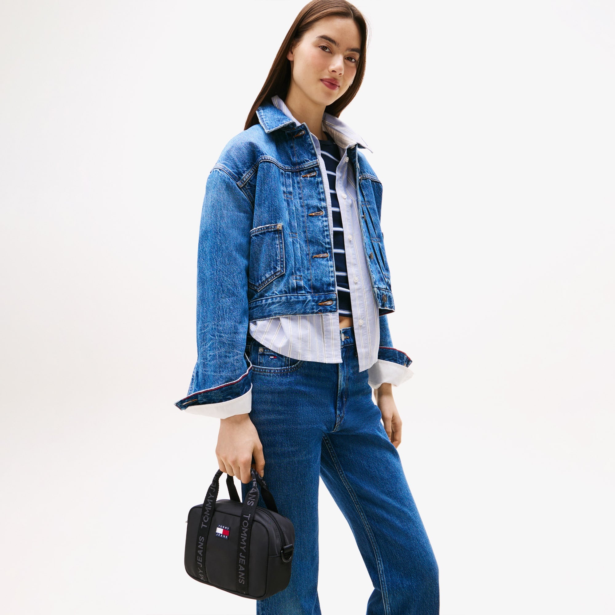 Tommy Jeans Essentials Daily Kadın Siyah El Çantası