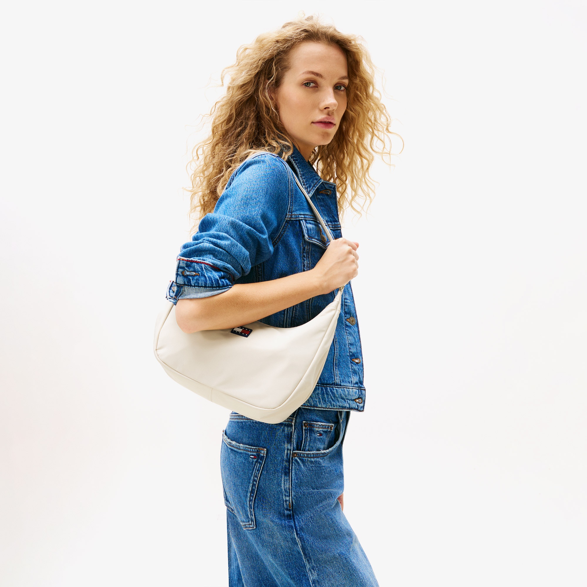 Tommy Jeans Urban X-Body Kadın Bej Omuz Çantası