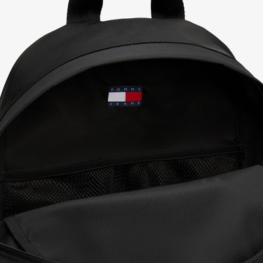  Tommy Jeans Essentials Daily Dome Erkek Siyah Sırt Çantası