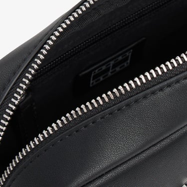  Tommy Jeans Bold Script Kadın Siyah Omuz Çantası