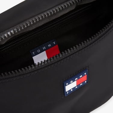  Tommy Jeans Urban Erkek Siyah Bel Çantası