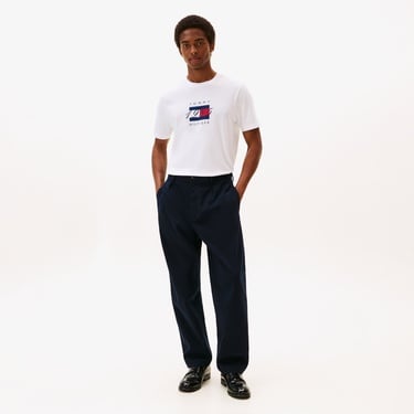  Tommy Hilfiger Linear Flag Graphic Erkek Beyaz T-Shirt