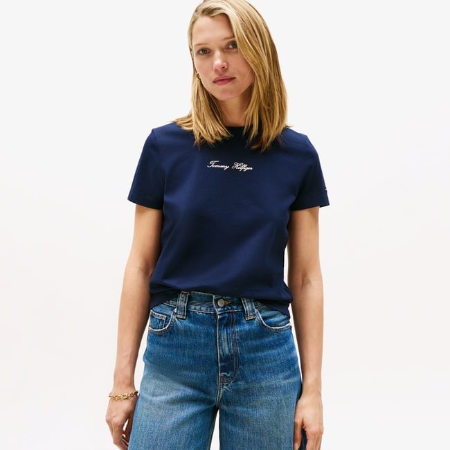  Tommy Hilfiger Classic Script Regular Kadın Lacivert T-Shirt