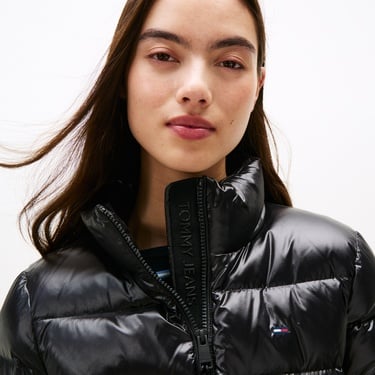  Tommy Jeans Slim Zip Print Down Kadın Puffer Siyah Mont