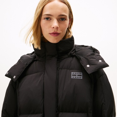  Tommy Jeans Alaska d Kadın Puffer Siyah Mont