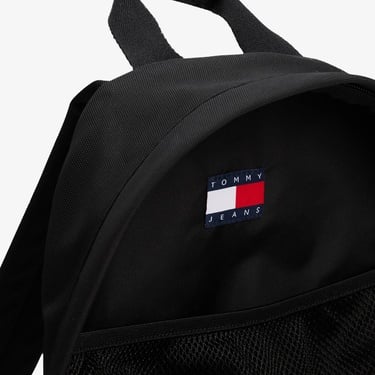  Tommy Jeans Essentials Daily Kadın Siyah Sırt Çantası