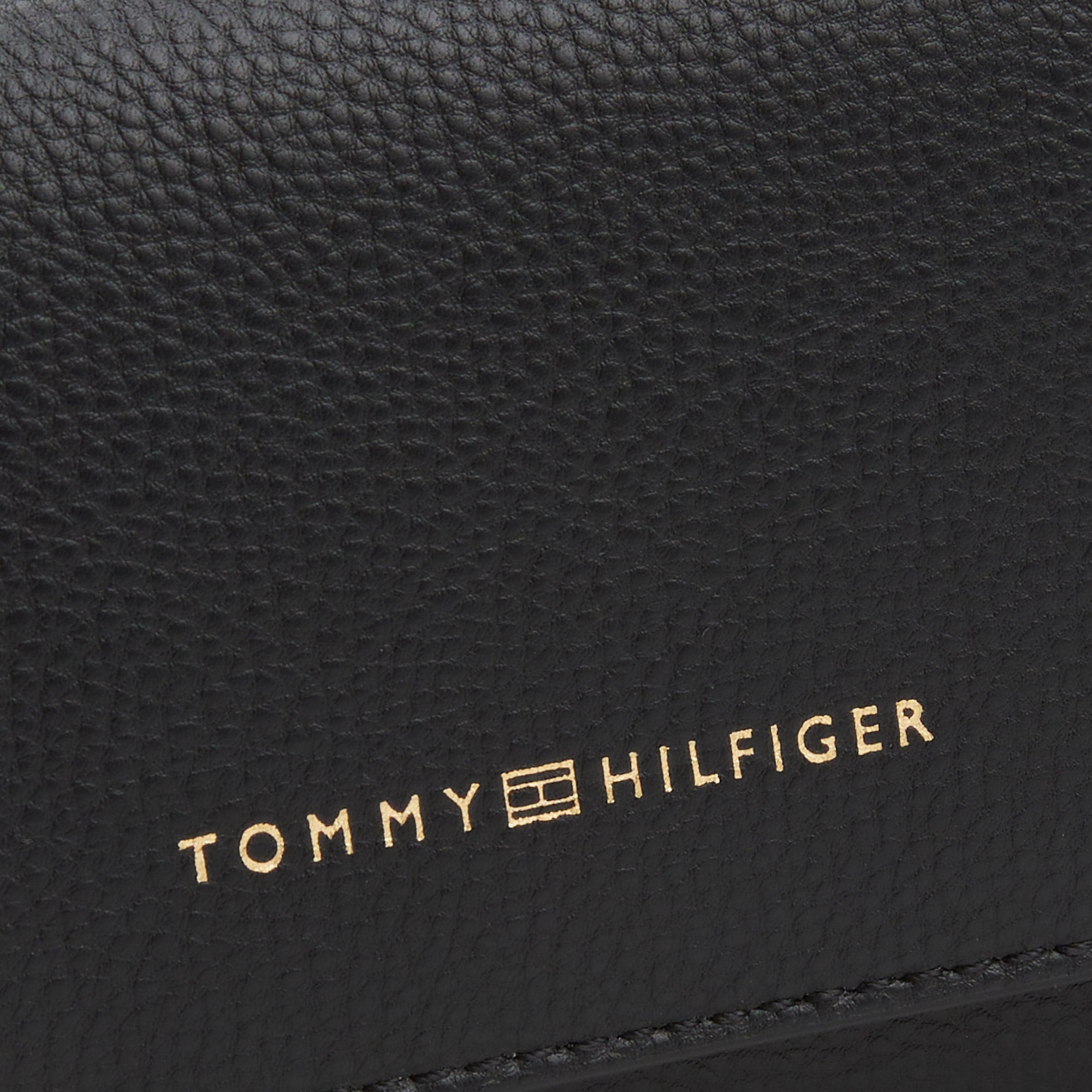 Tommy Hilfiger Logotape Trifold Kadın Siyah Cüzdan