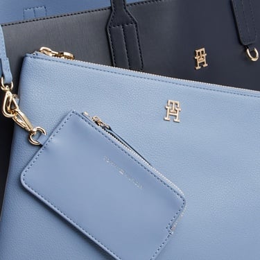  Tommy Hilfiger Icon Kadın Lacivert Tote Çanta