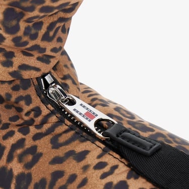  Tommy Jeans Urban Leo Kadın Siyah Omuz Çantası