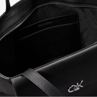  Calvin Klein Lock Medium Shopper Kadın Siyah Çanta