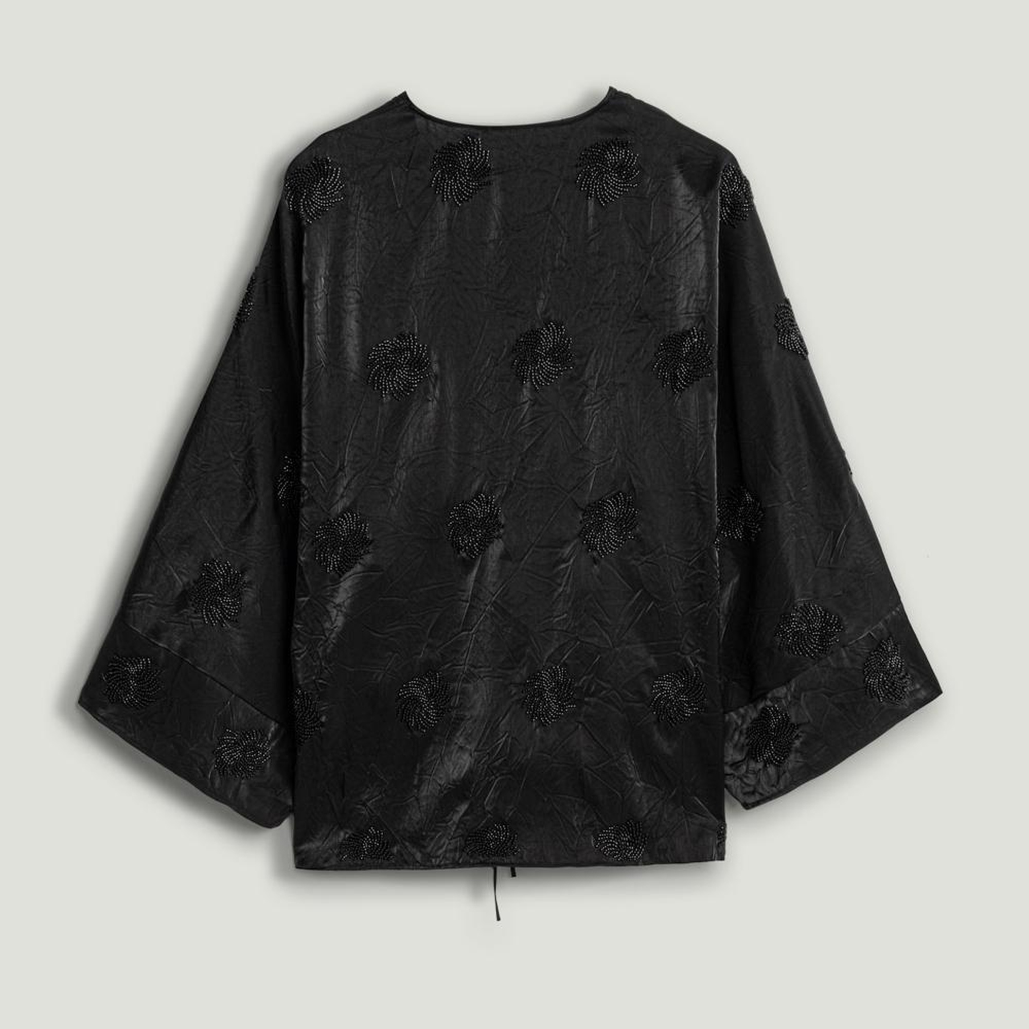 Boncuk Brodeli Kimono